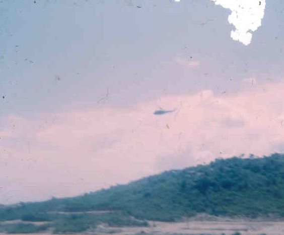 helicopter over Vietnam.jpg (19303 bytes)